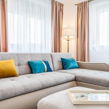 Apartament Ghimbav_Rk Eksteriør bilde